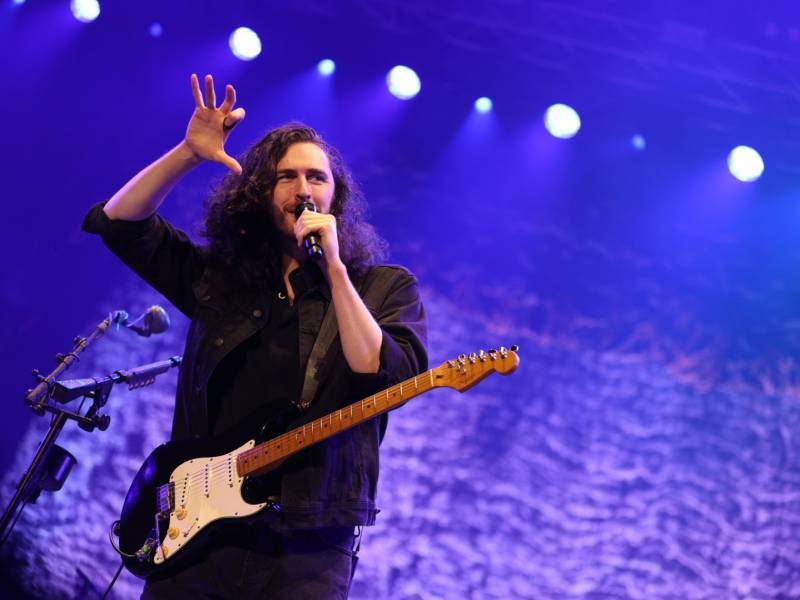 Veličanstveni Hozier premijernim nastupom u Hrvatskoj oduševio publiku!